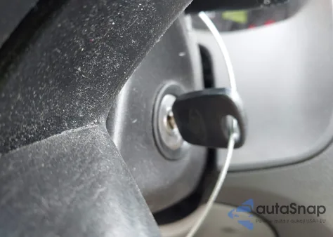 2005 Ford Focus Zx4 из США, поврежденный, VIN 1FAFP34N35W277846